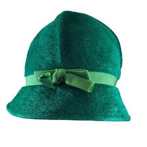 Sandy Braeburn Fur Womens Green Bowed Bucket Hat after Jean Barthet 53cm